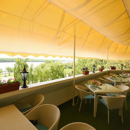 Hotel Belvedere Braila Bagian luar foto