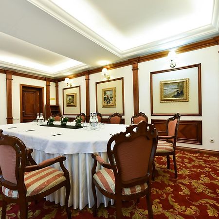 Hotel Belvedere Braila Bagian luar foto