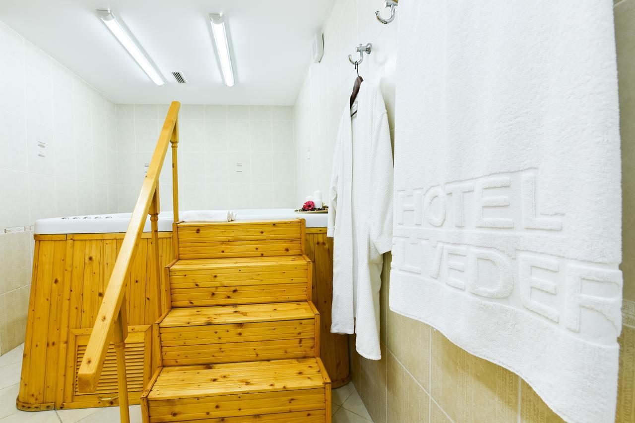 Hotel Belvedere Braila Bagian luar foto