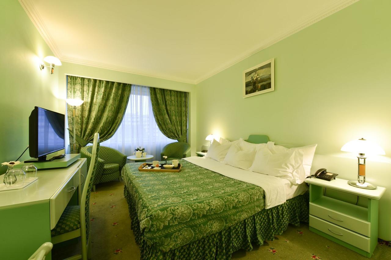 Hotel Belvedere Braila Bagian luar foto