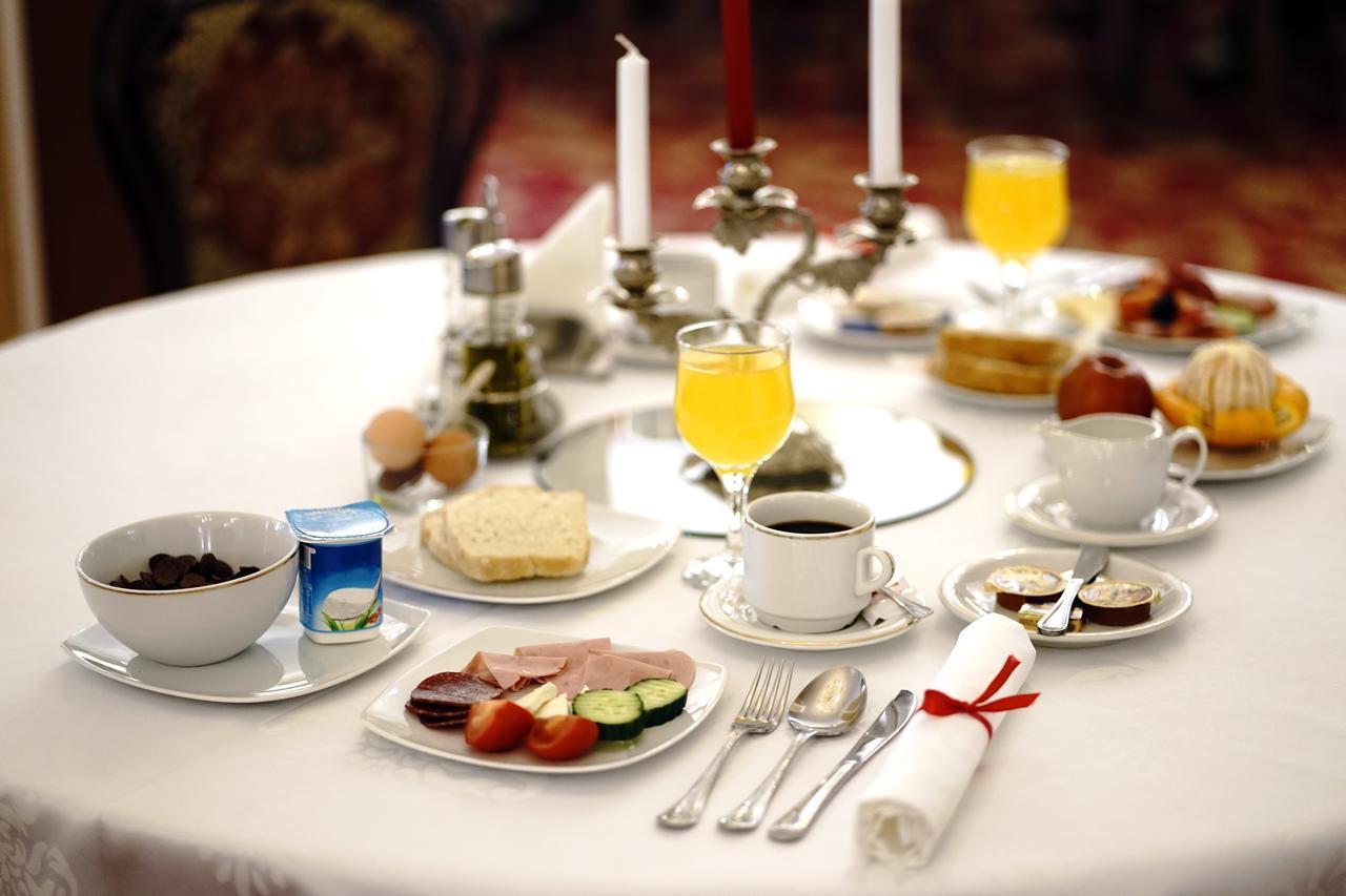 Hotel Belvedere Braila Bagian luar foto